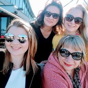 Meet your Posher, Lisa